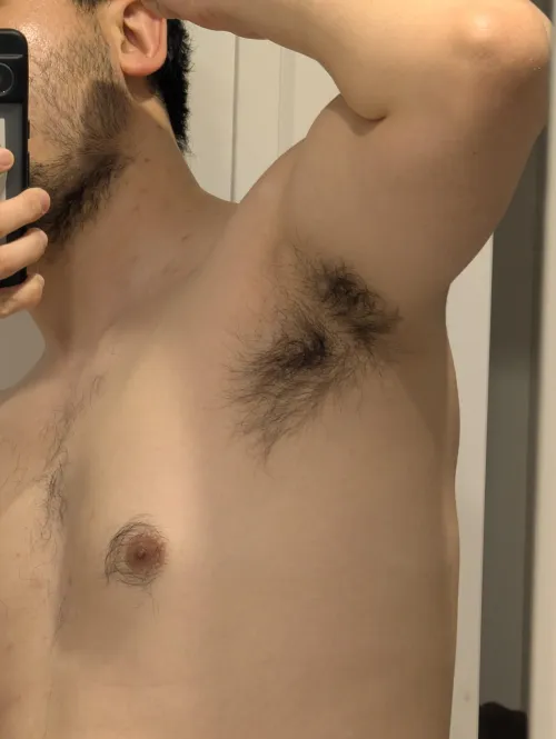 Smells good before shower 😈