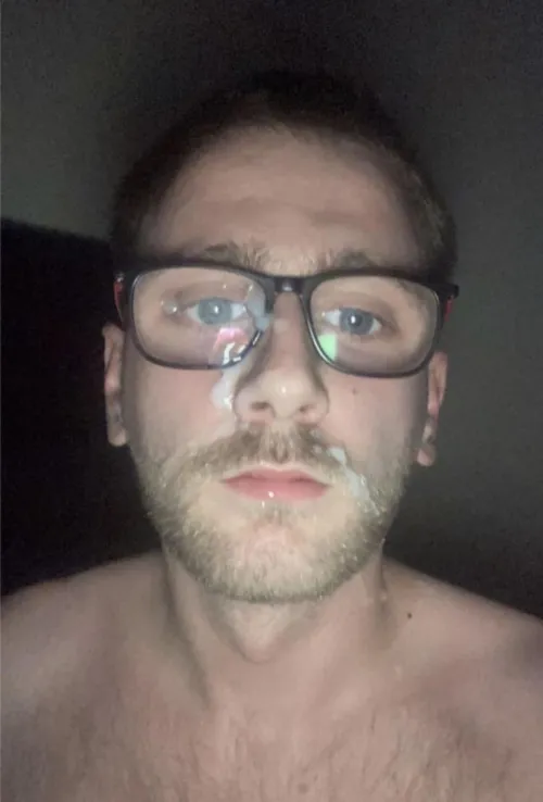 The glasses saved my eyes😜😈