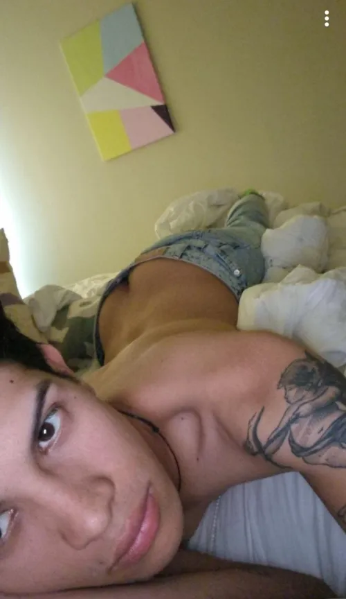 Tired of carrying this fat ass around😈🍑