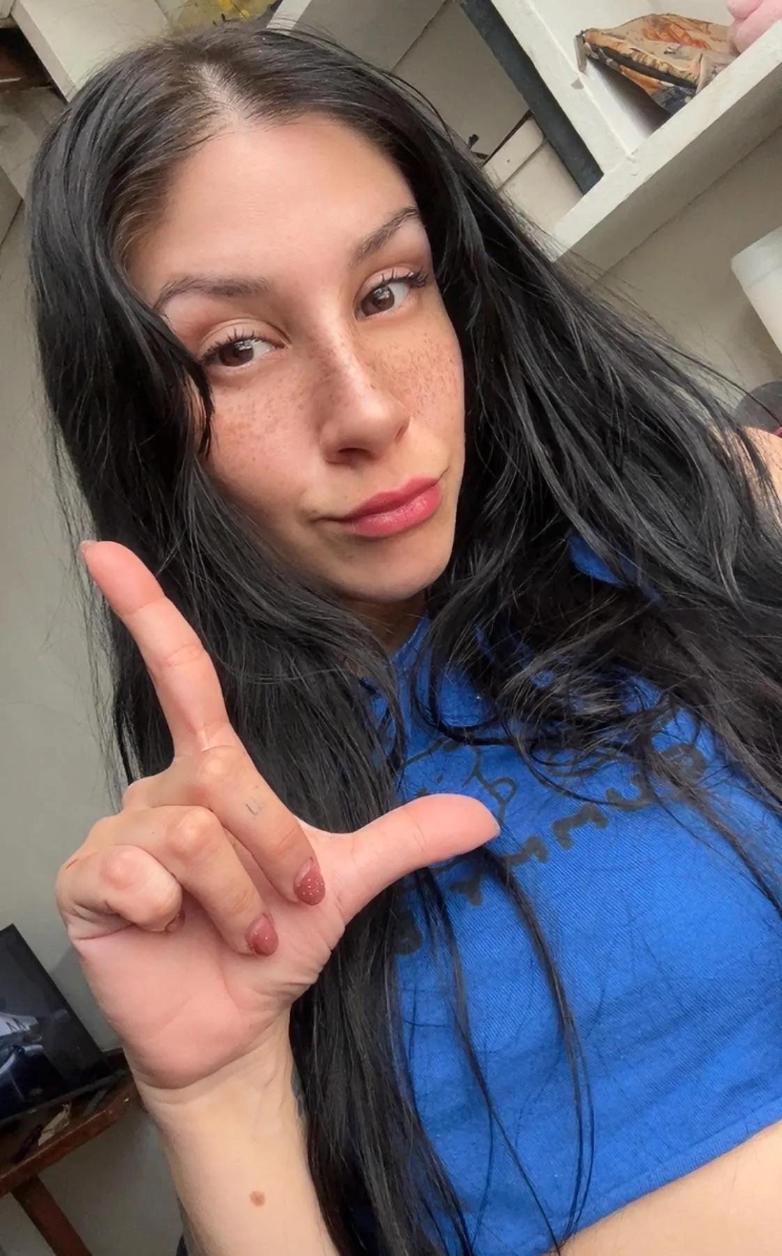You are a pathetic loser, I love to laugh and make fun of you while I make you do the most humiliating tasks 🥴🥴
