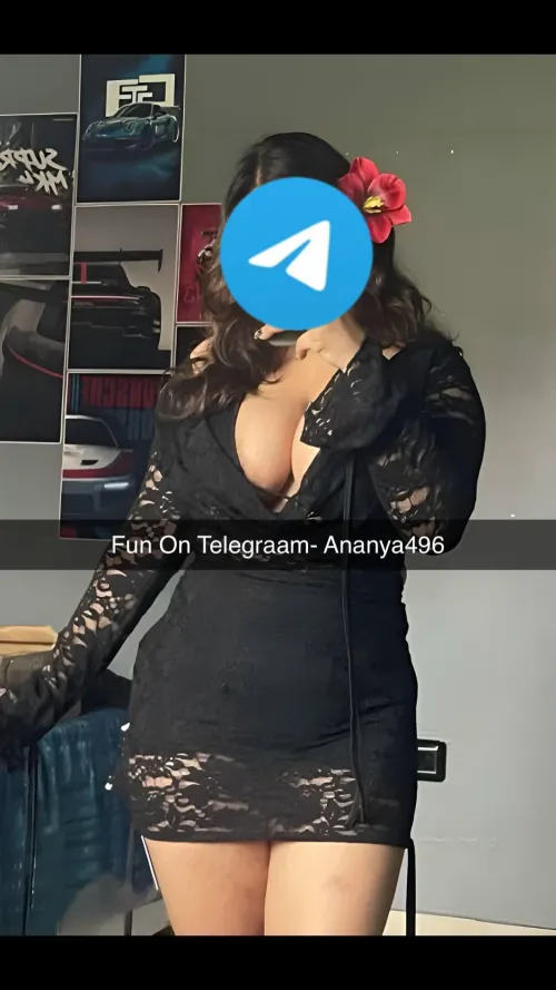 22(f) ... Boring sunday? I know just the kind of Fun we can get into!