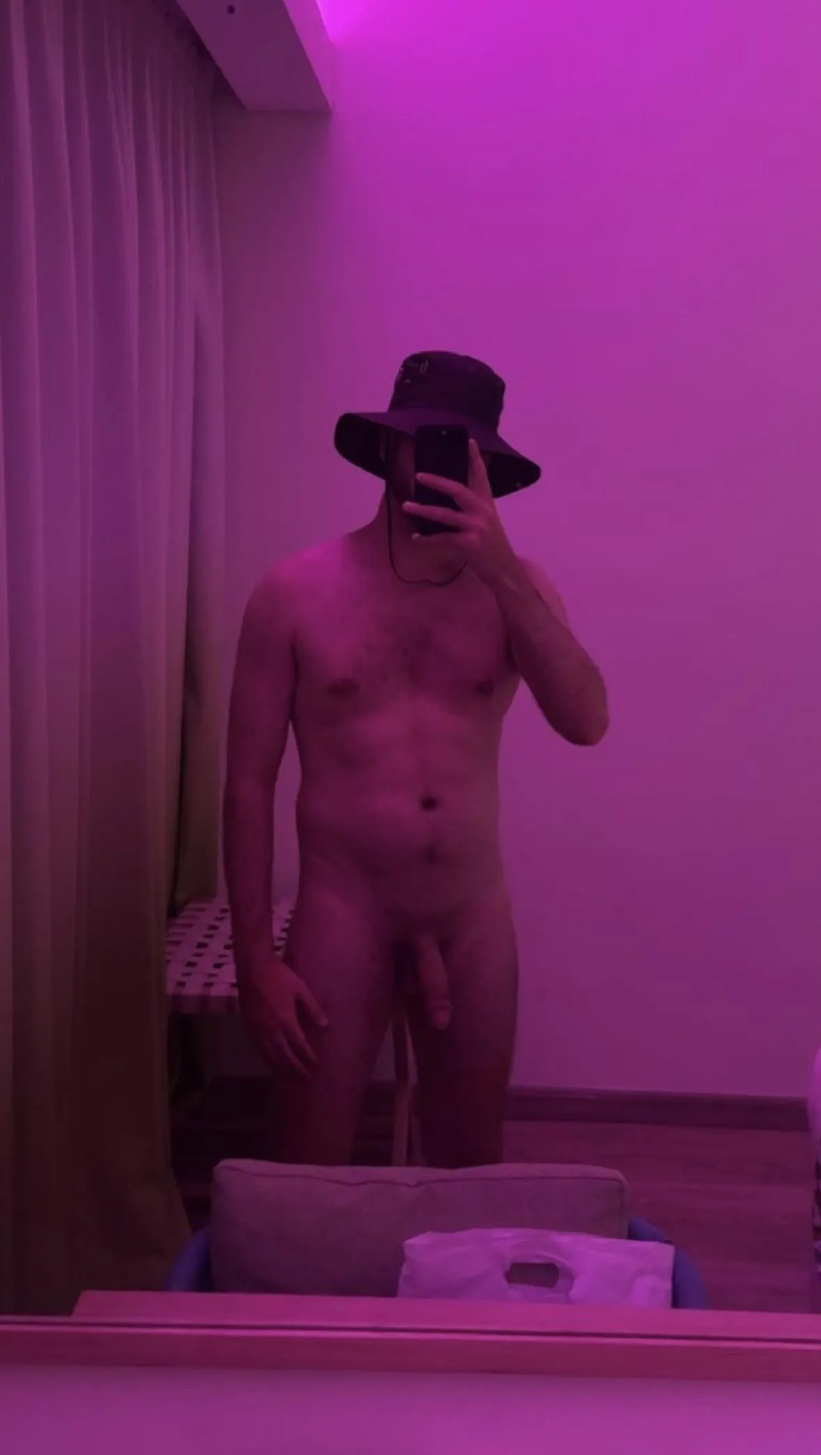 30 [M4F] anyone looking to have some fun later?