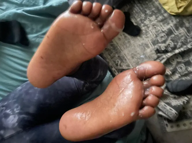 Happy Soles Happy Hoes 😍👣💋