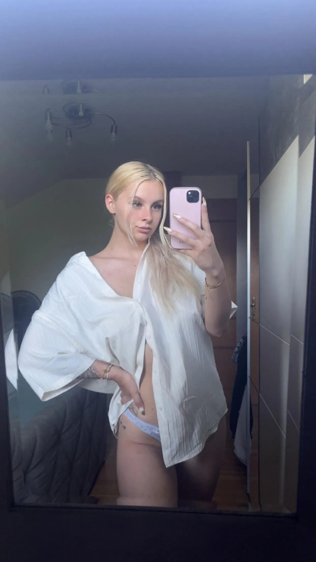 I hope this selfie make you stop scrolling and enjoying the evening☺️