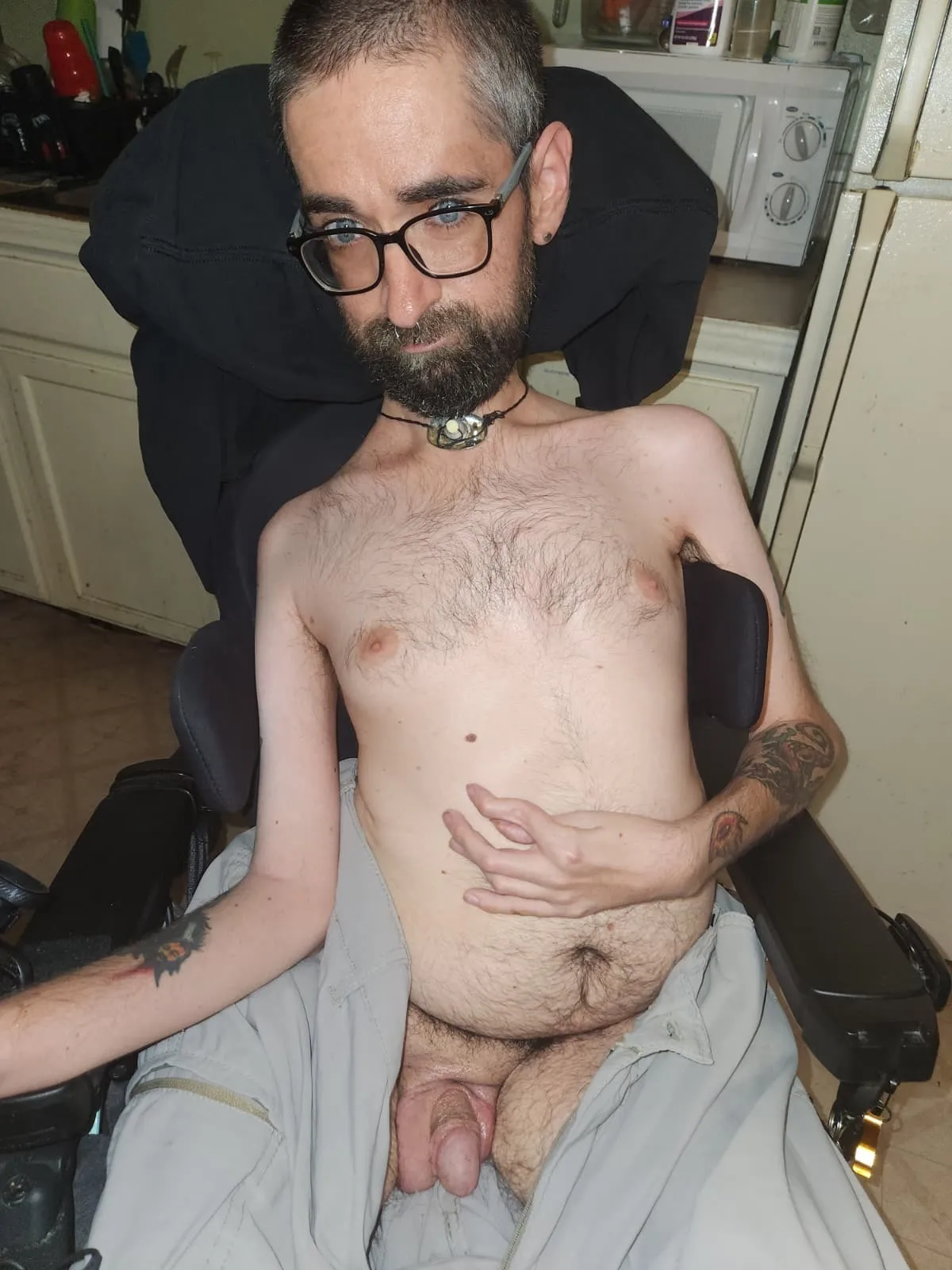 I need a daddy to spoil me (40 SMA)