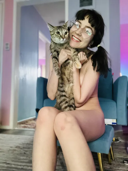 It’s Giga Cat’s birthday this weekend! What a sweet kitty