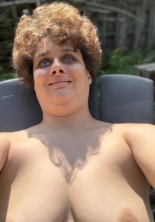 just a Blind (36F) MILF enjoying the last days of sunshine