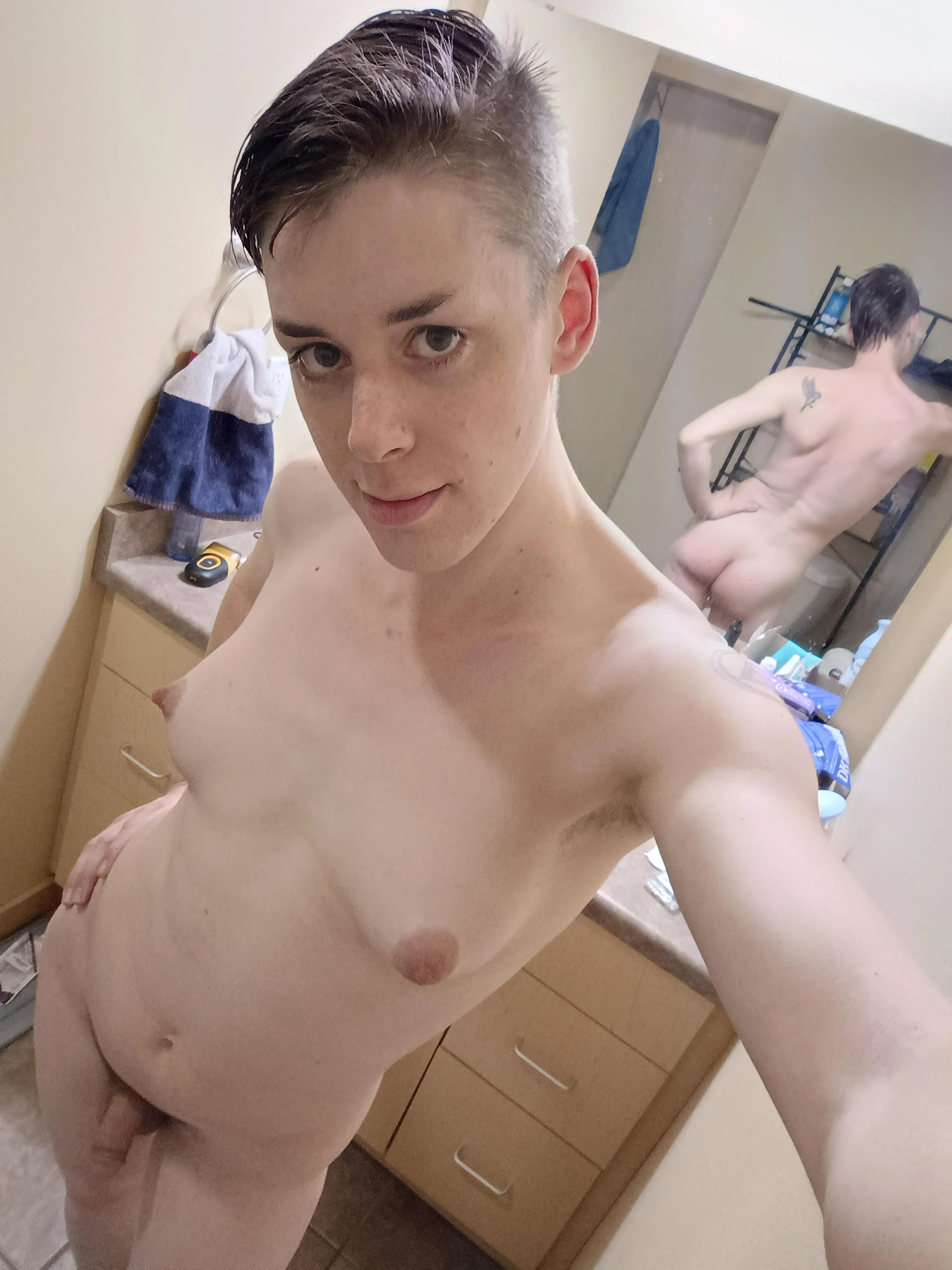 This might be my new favorite mirror selfie 😘