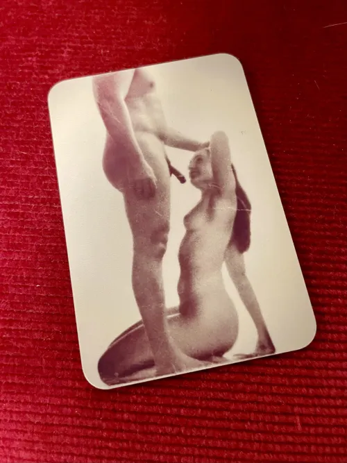 Unknown - I just found it antique shopping. Score! 😍