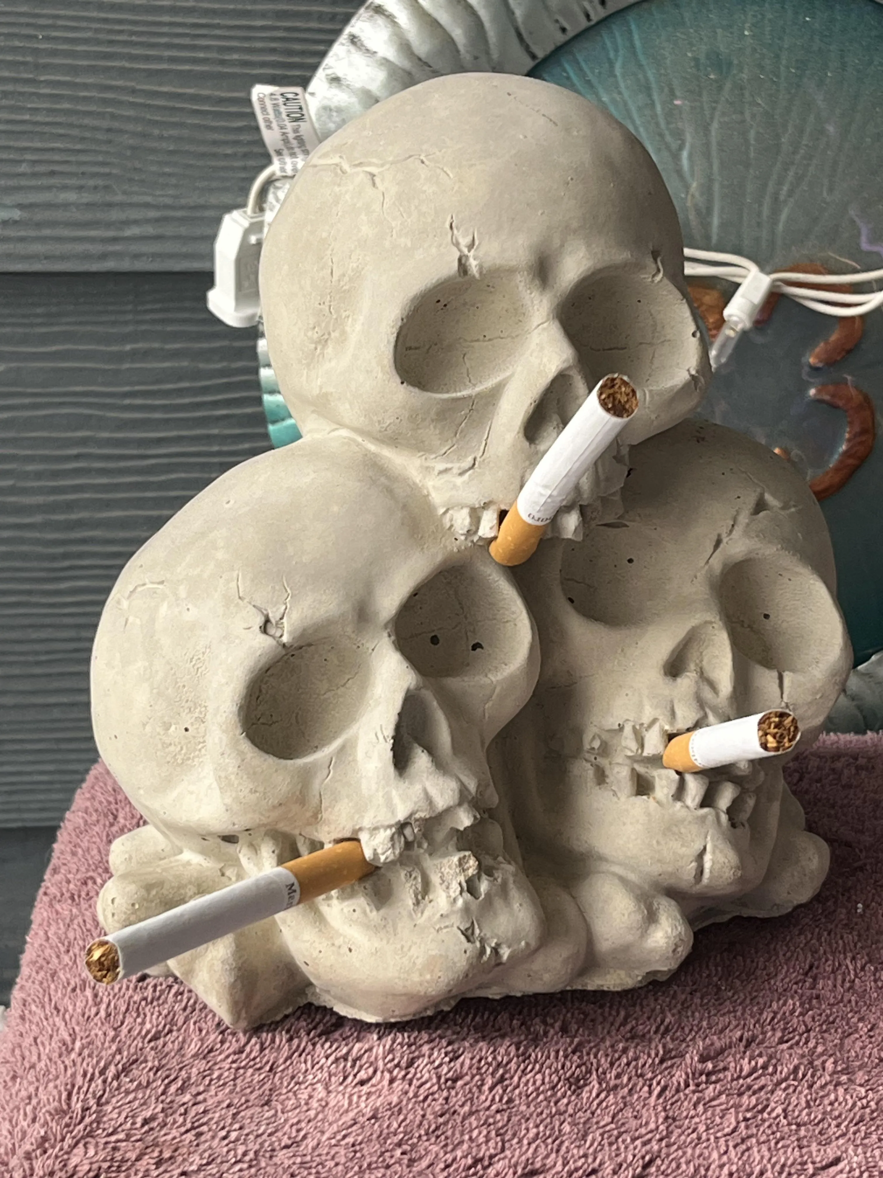 Who says smoking Kills