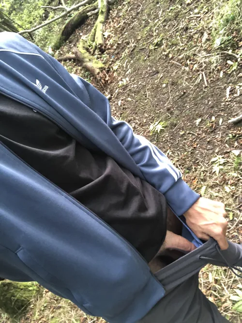 31 UK waiting in the woods yesterday for my regular twink