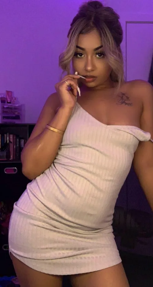 Spoiler: I don’t stay dressed for long