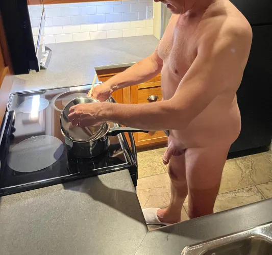 Do women like a man that can cook?