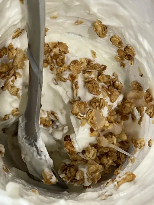 Cum glazed yogurt and spoon