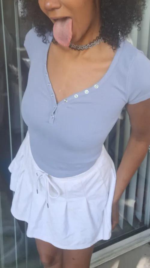 If you love long tongues and Cosplay, check out my OF