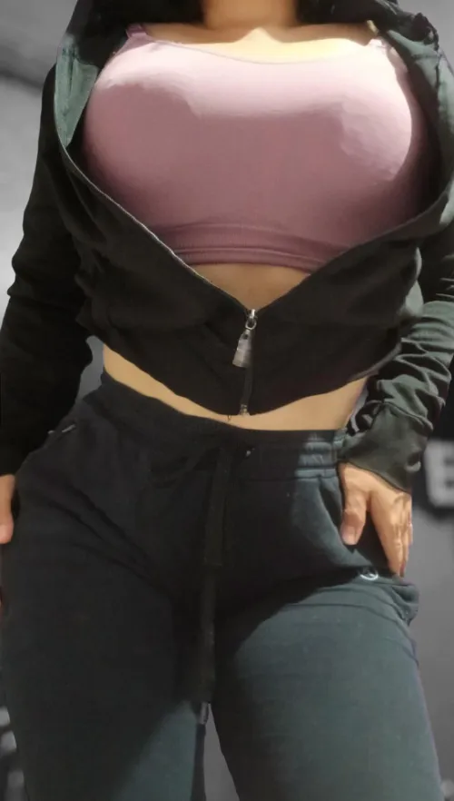 Una milf como yo te gusta ?