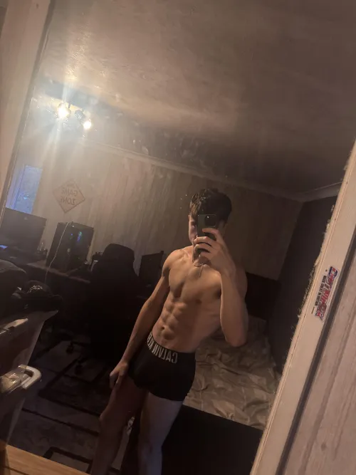 [22] Felt hot, might delete later… 😉