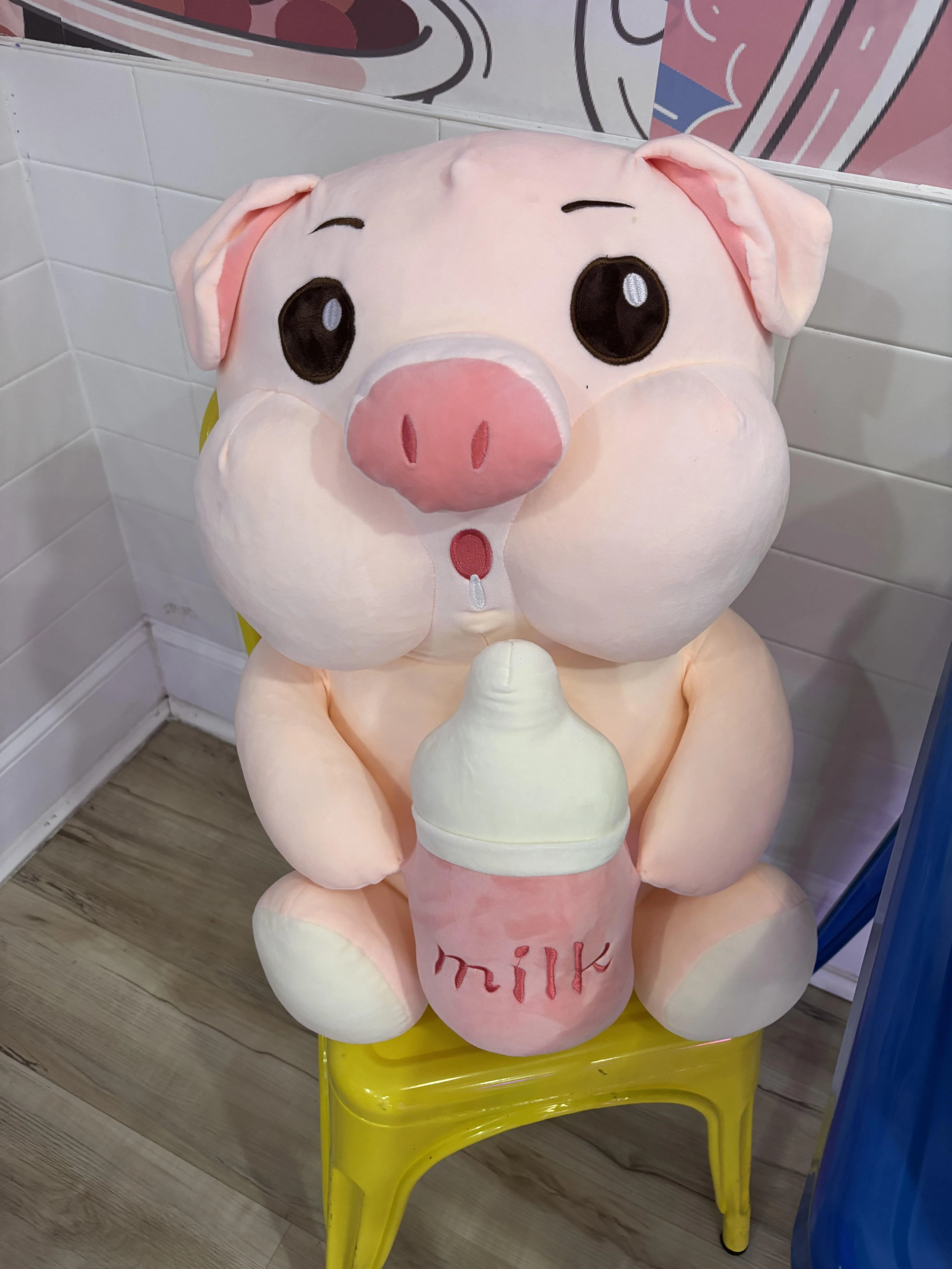 Hosting gloryhole in Vernon Hills IL tonight DM for interest. White guys preferred