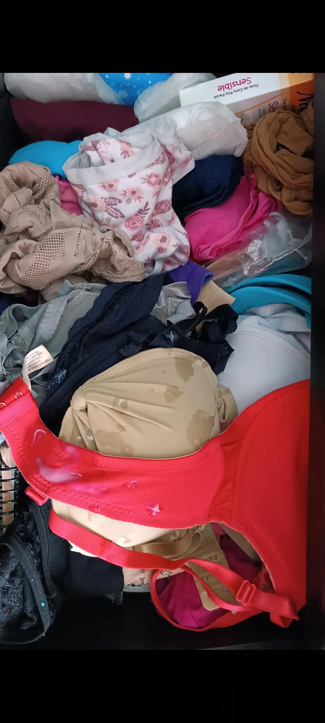 I came in her underwear drawer