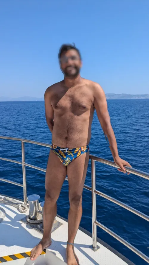 I love wearing speedos when I HAVE to be clothed