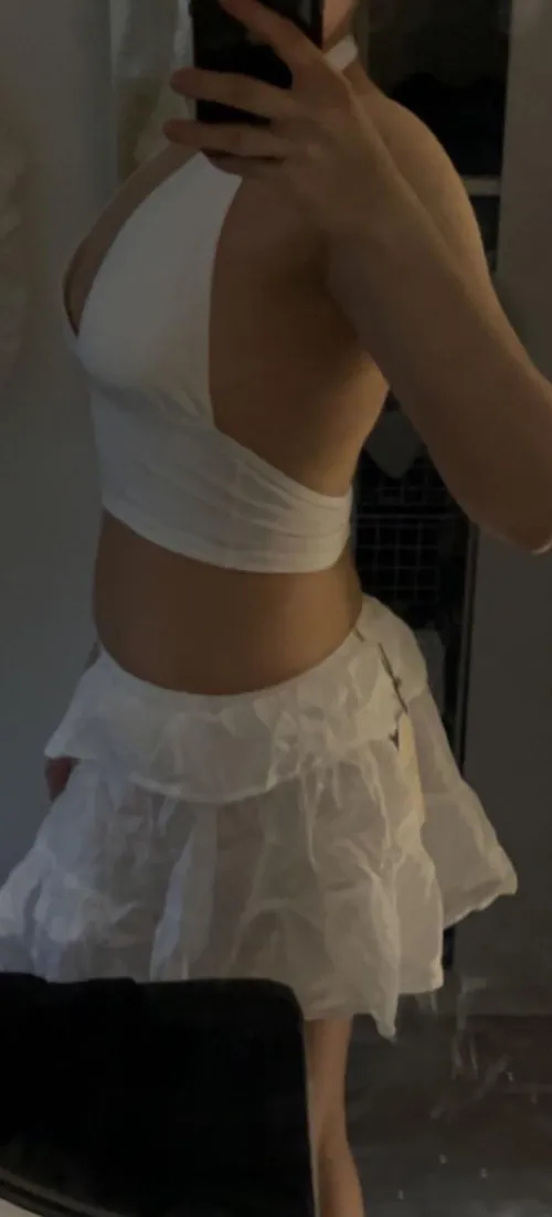 Is this outfit too revealing for lilgirl like me dada