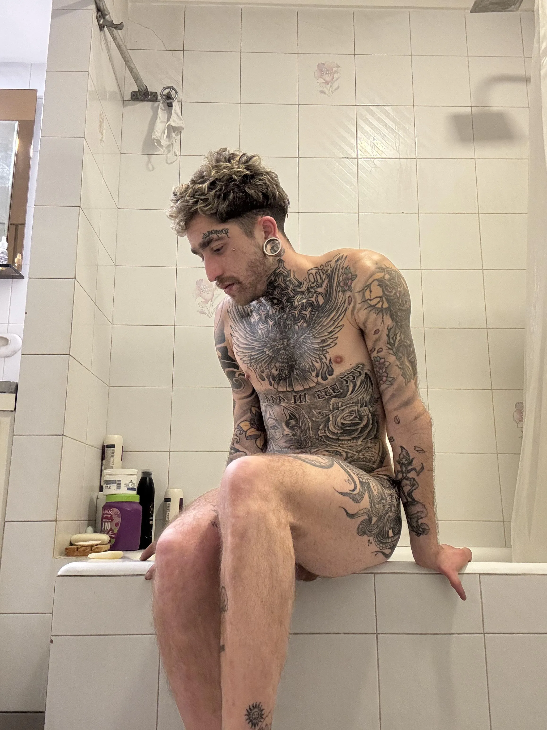 Necesito más tatuajes en mi cuerpo !!