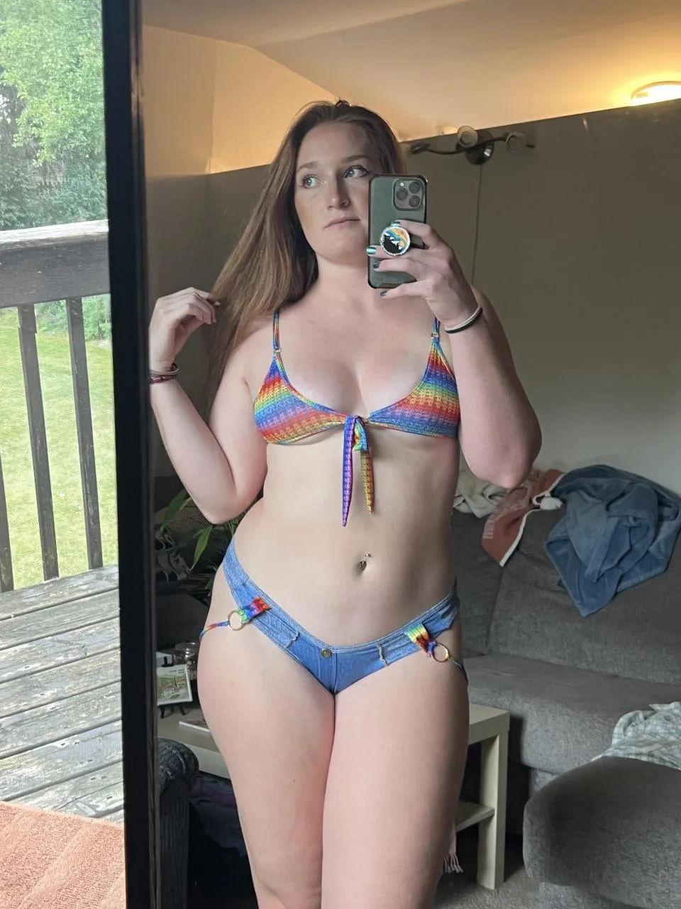 Thick country slut, yes or no?