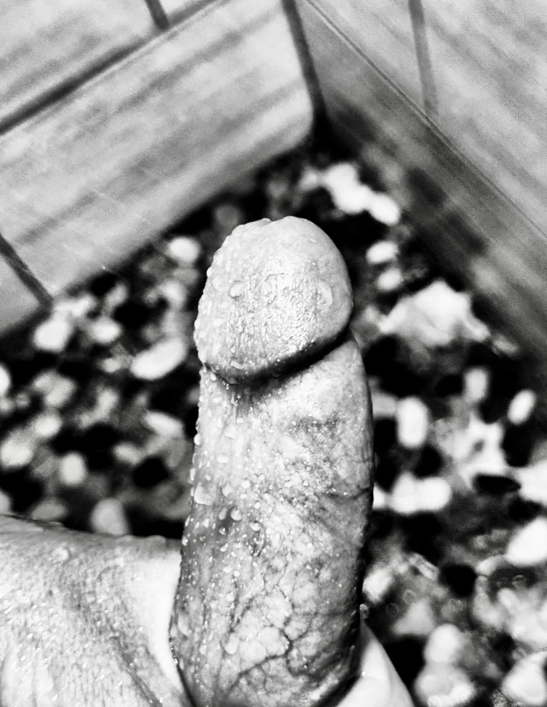 30 [M4A] - Edging in a public shower. 🚿 Join?