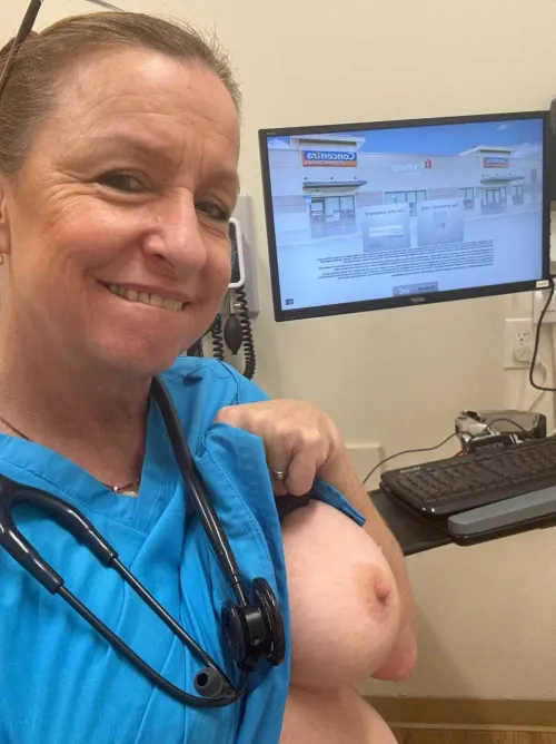 54yo nurse tits flashing temptation... who’s stroking in the waiting room...