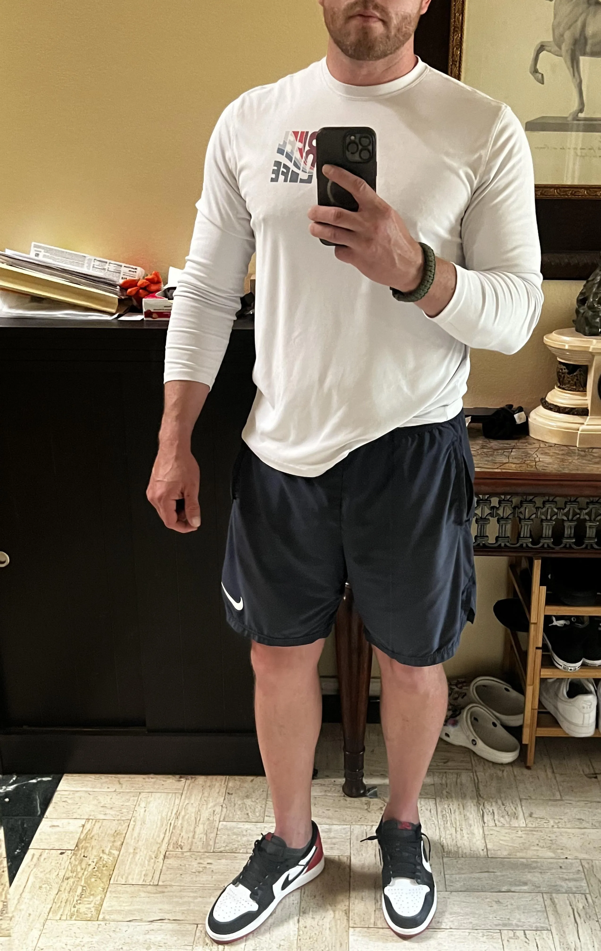 6’3”, 220, fit, attractive white male.  Just looking for a real, fwb type of connect.  Are there any real F’s just looking for a discrete friend to explore with?  👀🤞🤷‍♂️ [Live Oak area]