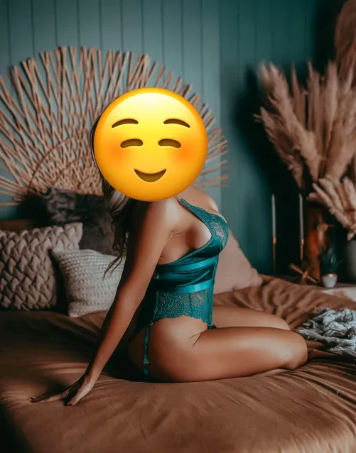 Happily married MILF-looking for FWB