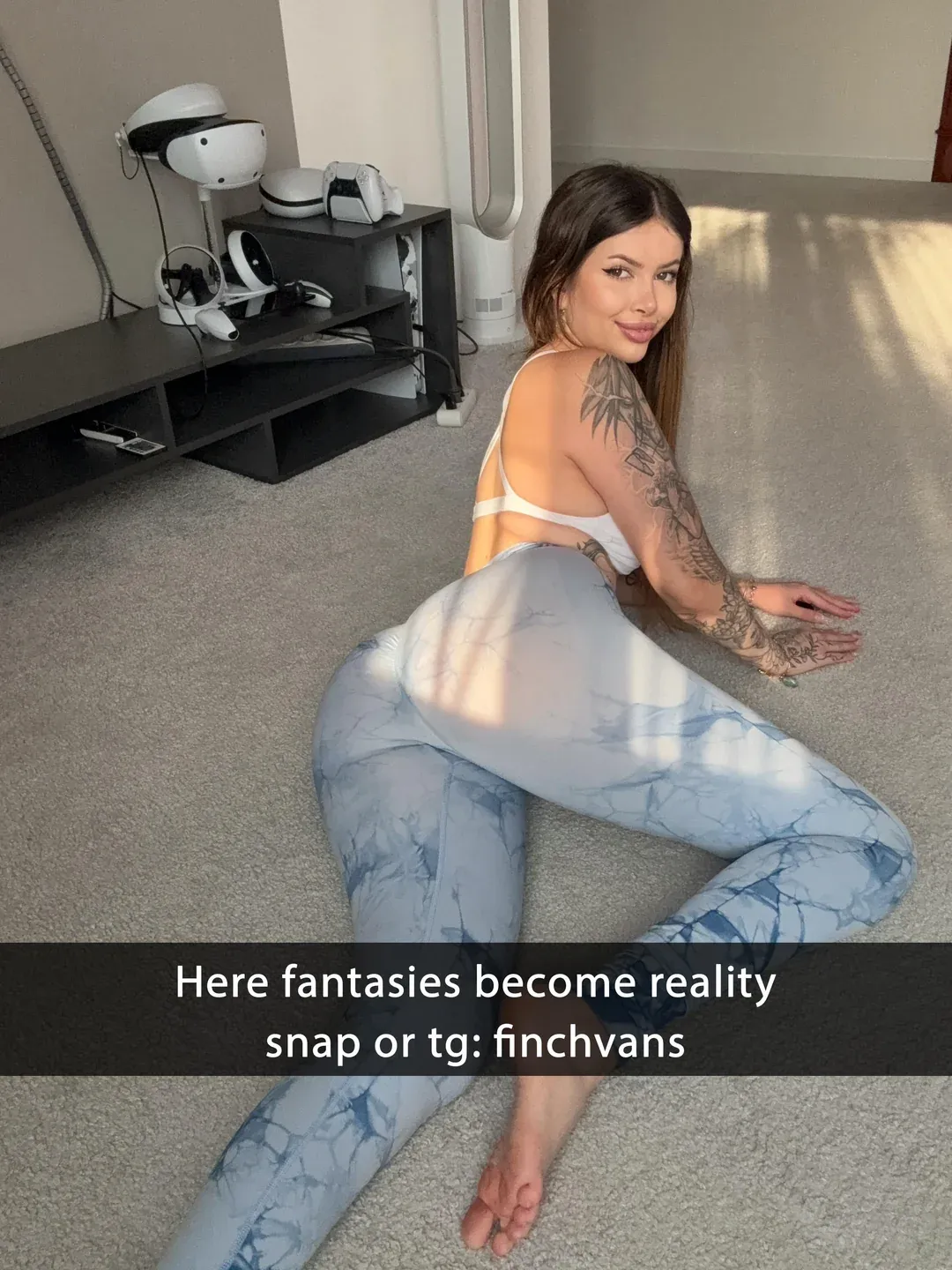 lets play with me, finchvans