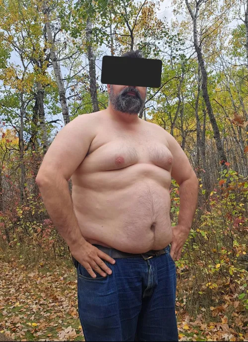 Nice and crisp autumn day. Watch for bears.