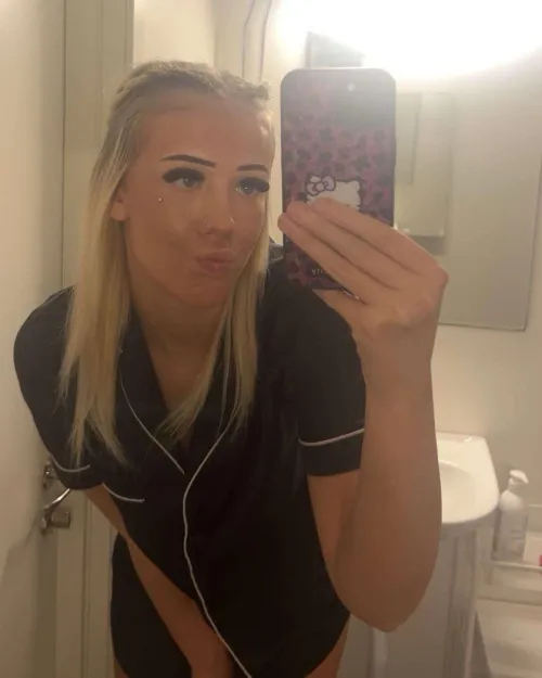 Näytänkö hyvältä ikäisekseni?