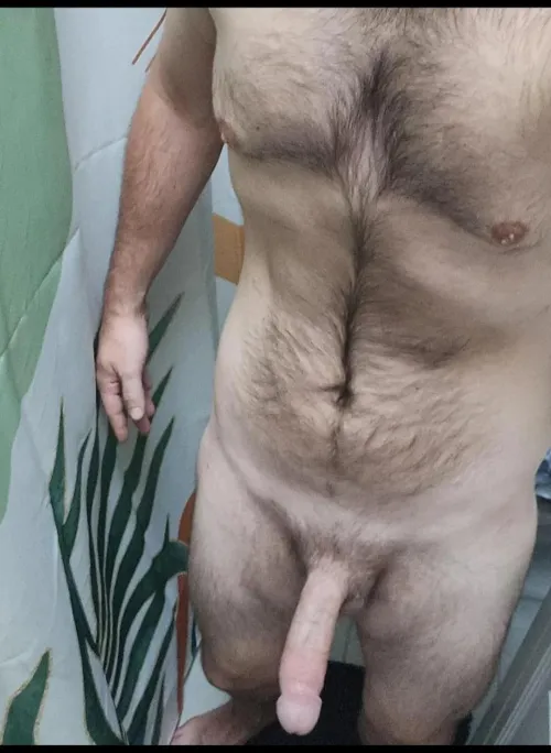 Run your hands thru daddy fur