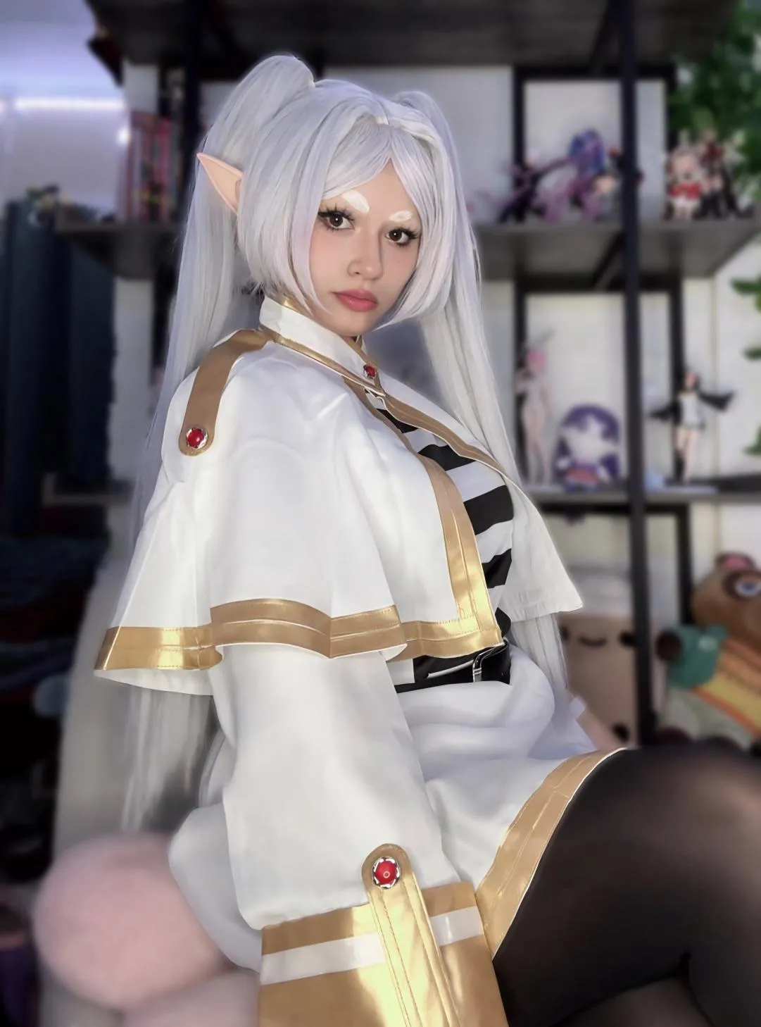 Frieren by jazzyychoi