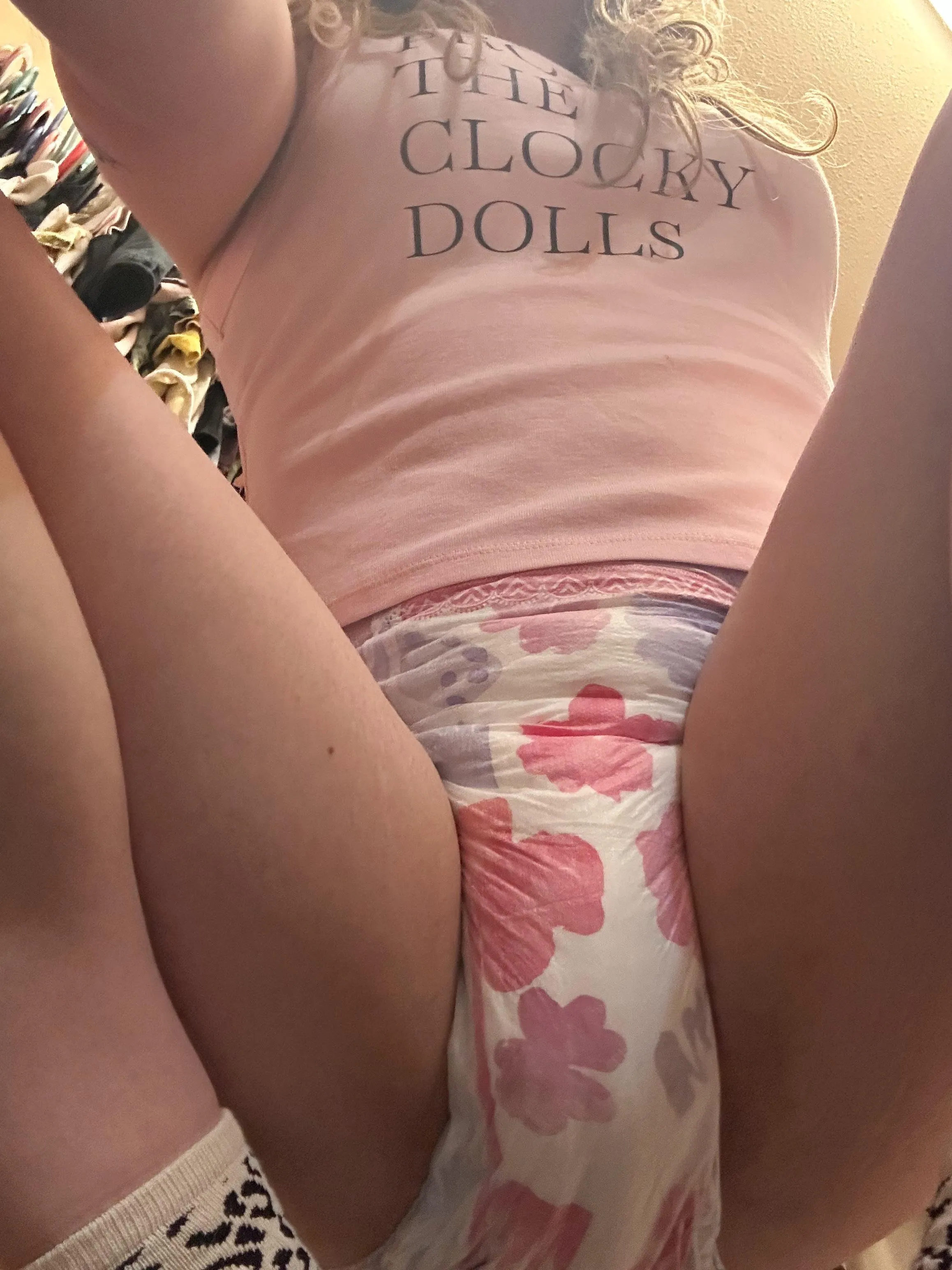 I just wanna play and squish about 🥰