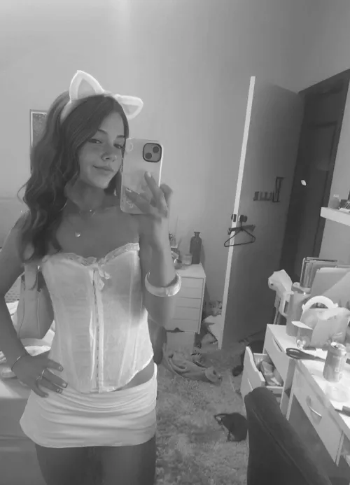 imagine me as the doll u'd fuck tonight