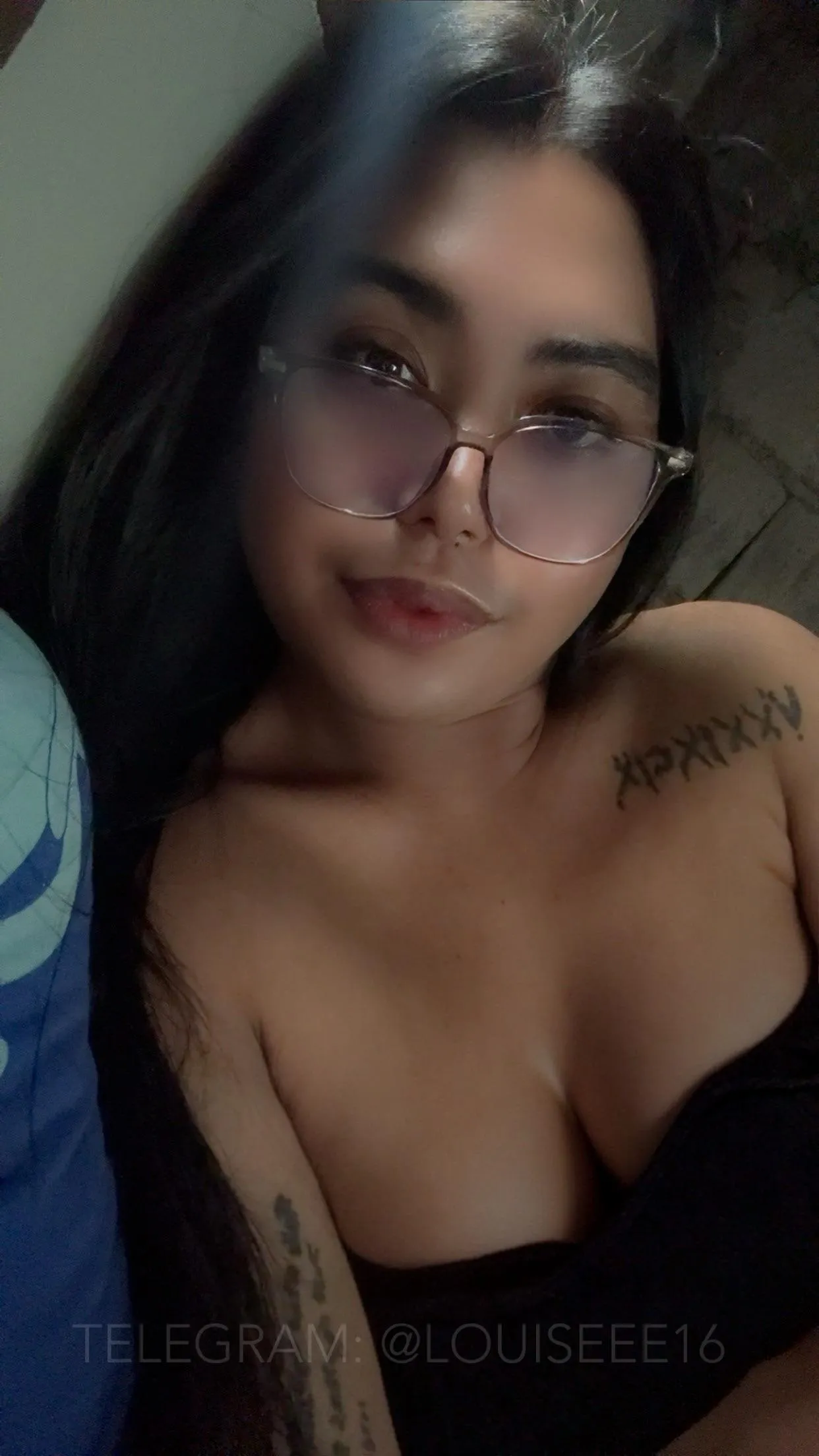 who’s up for vcs rn? lets cum🥵💦