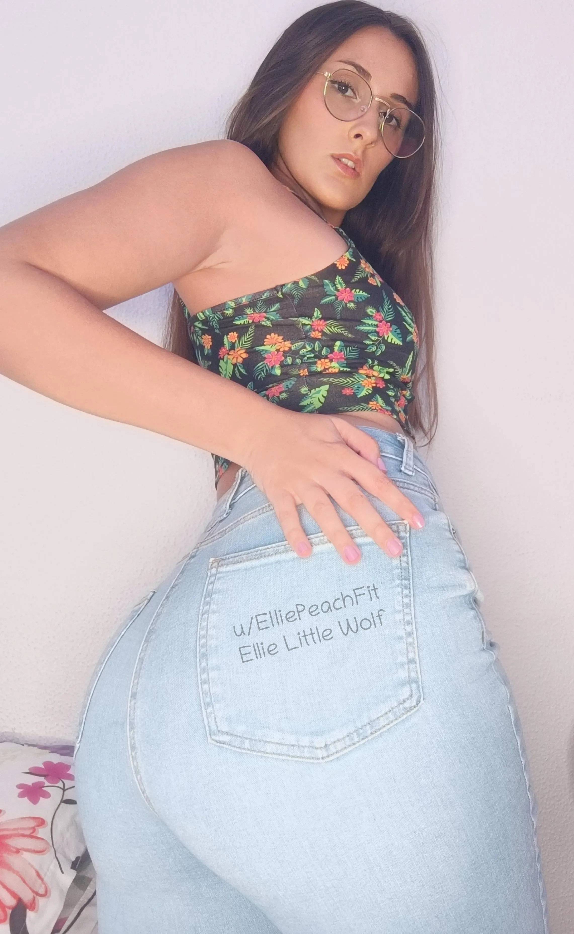 Your handprint is tattooed on my ass under these jeans