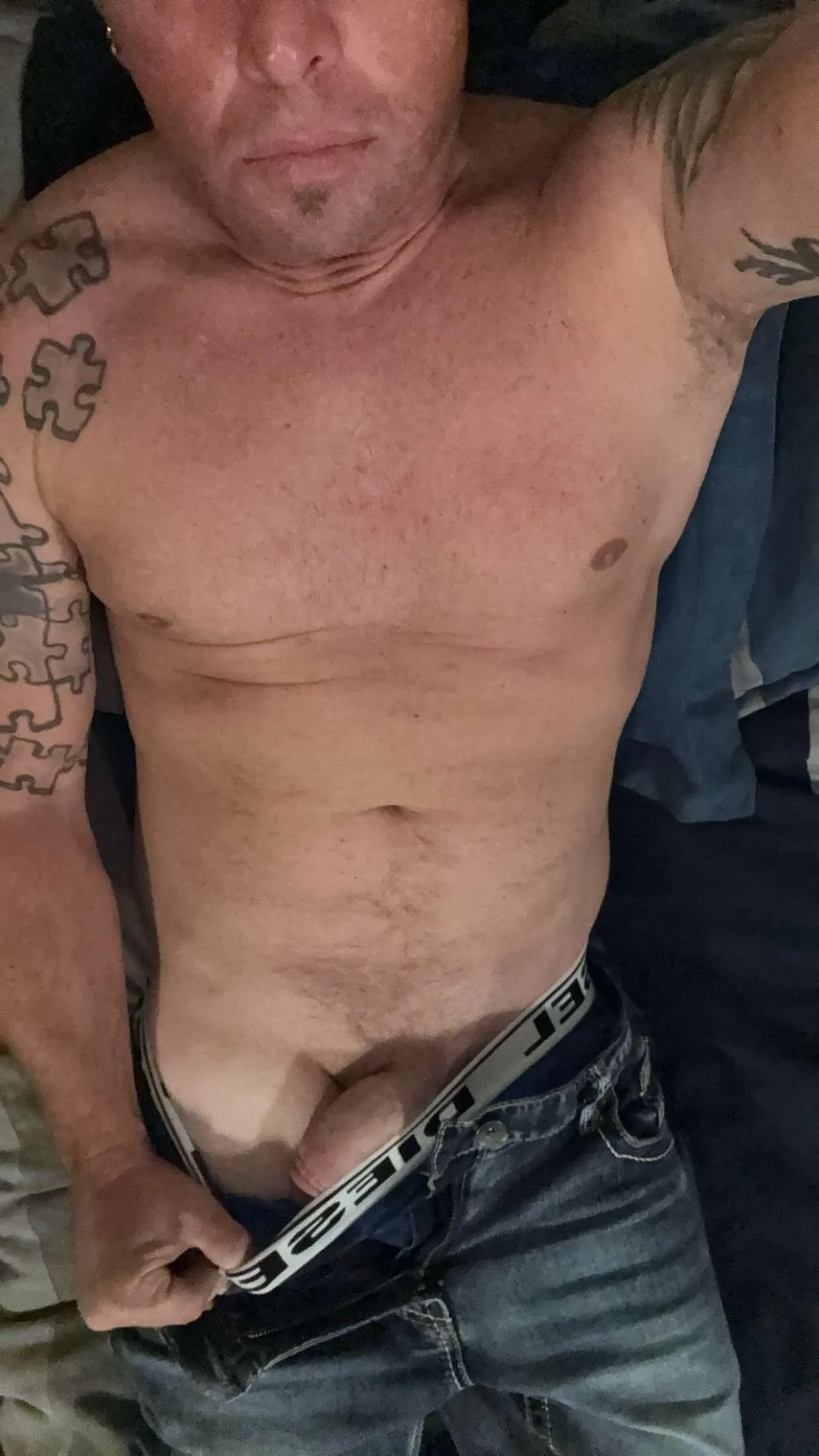 (43) straight Missouri dad needs a hand