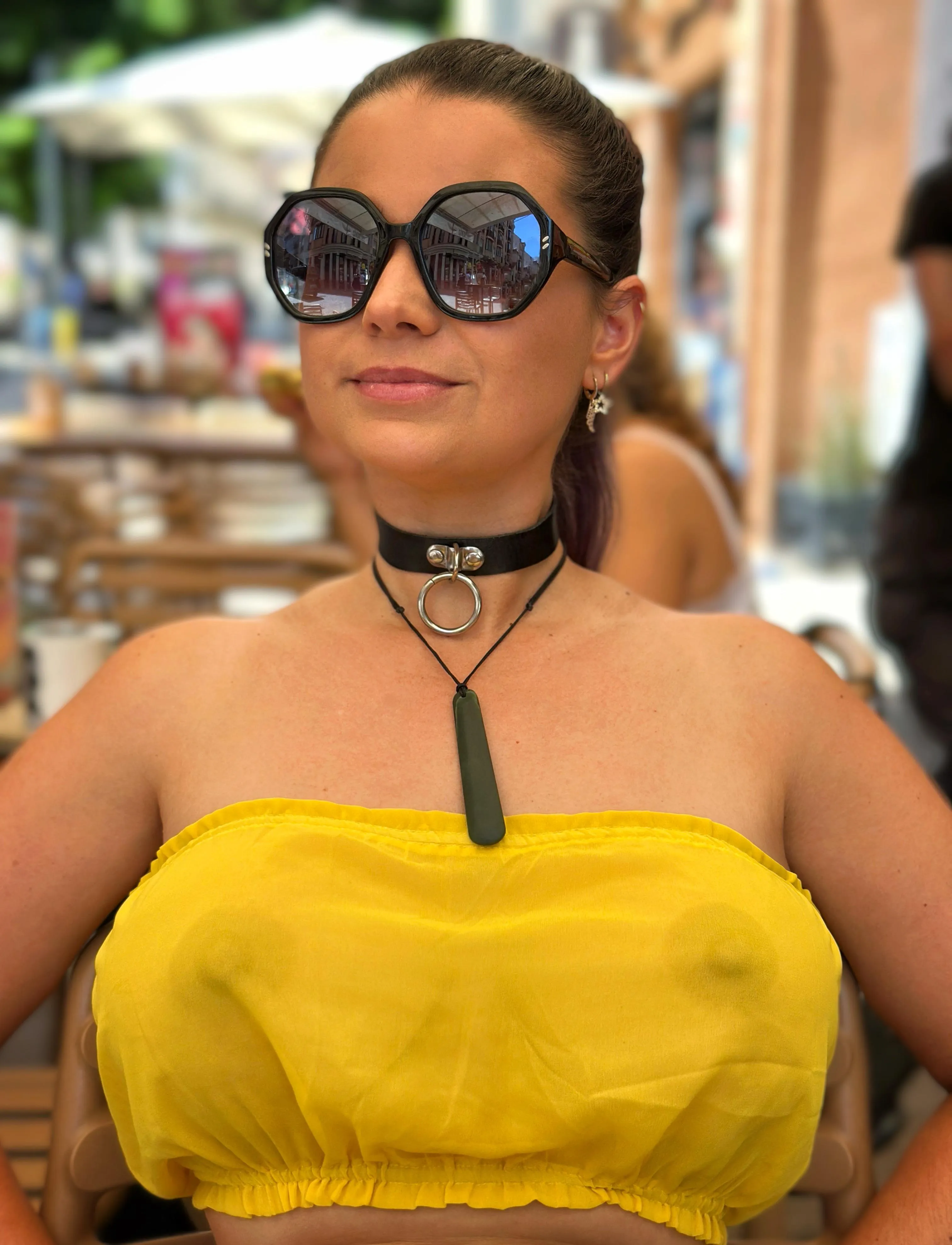 Enjoying the weekend vibe… it’s more subtle this top, but once you notice, you can see everything!