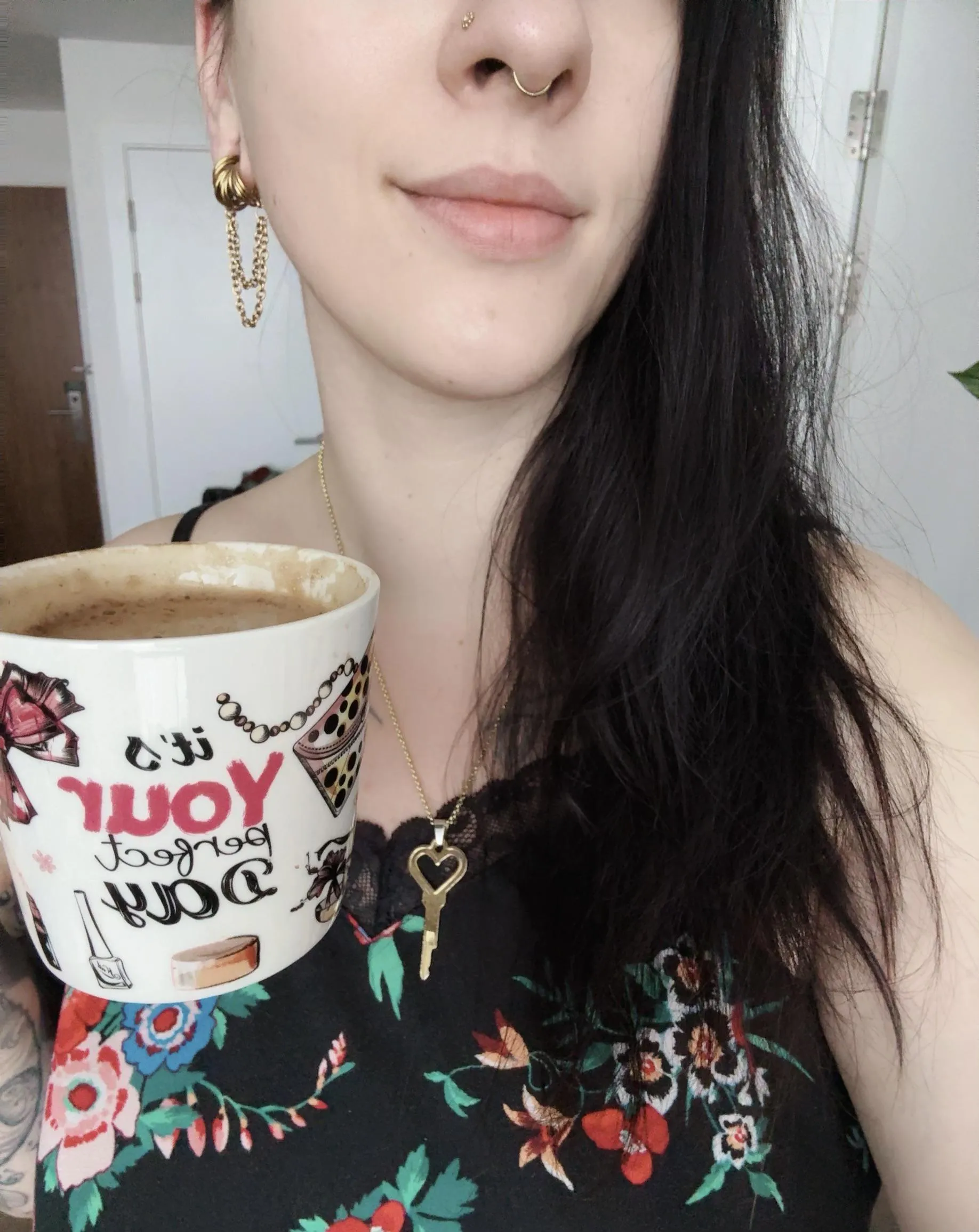 Good morning losers 😘 Dicks still caged I hope?