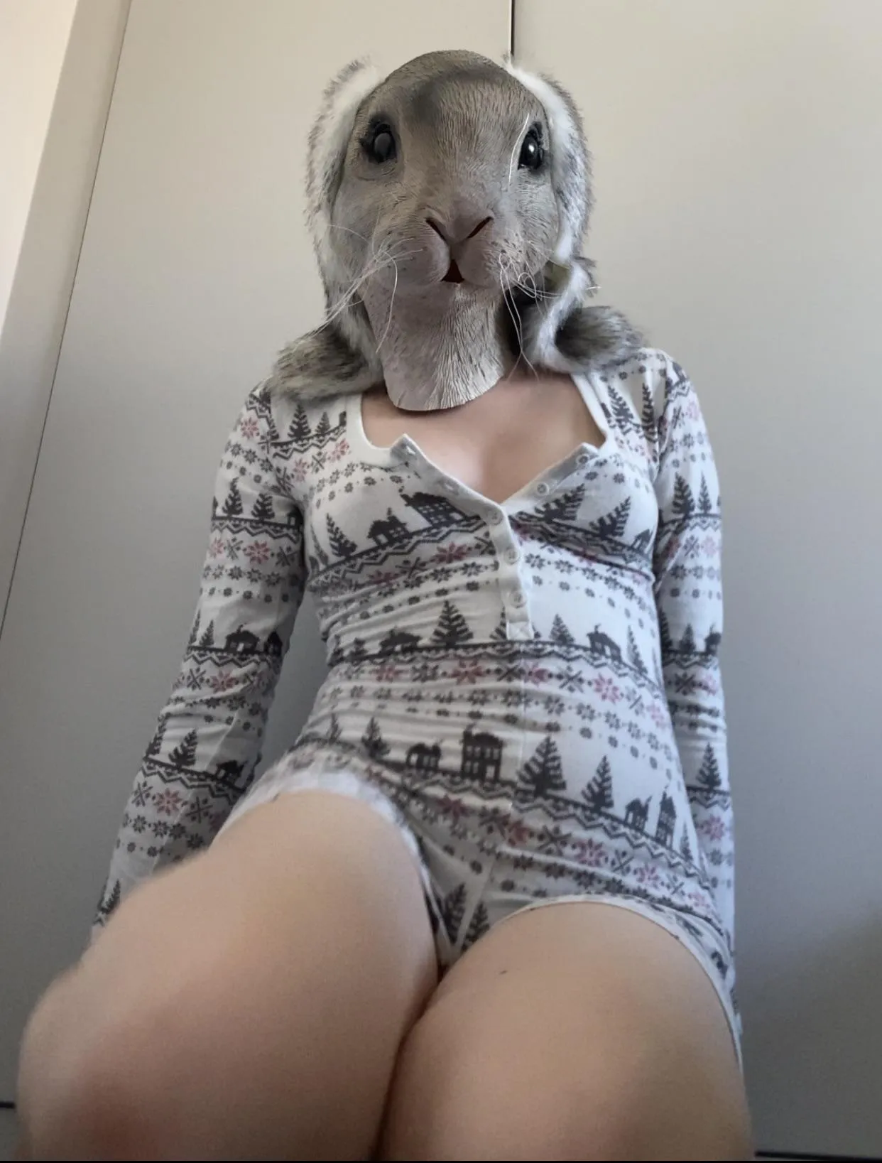 i’m curious… what would you do to me if you had the chance? :3🐾 (@slow-fox705)