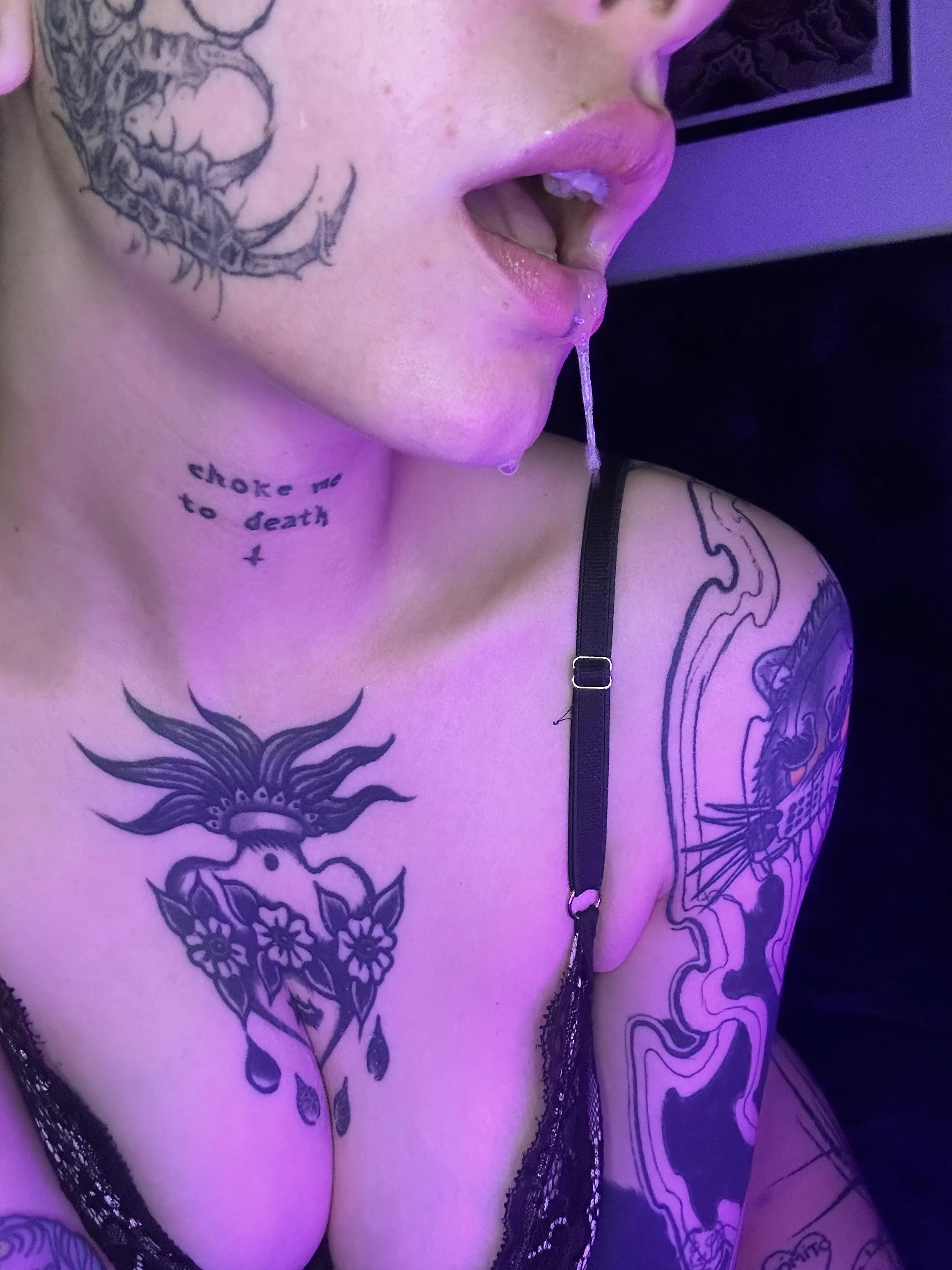 Open your mouth and eat your cum now