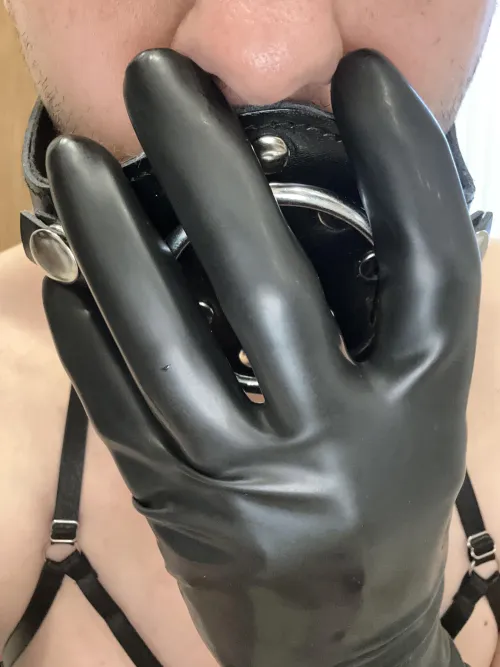 Selfbondage - Fill my mouth...