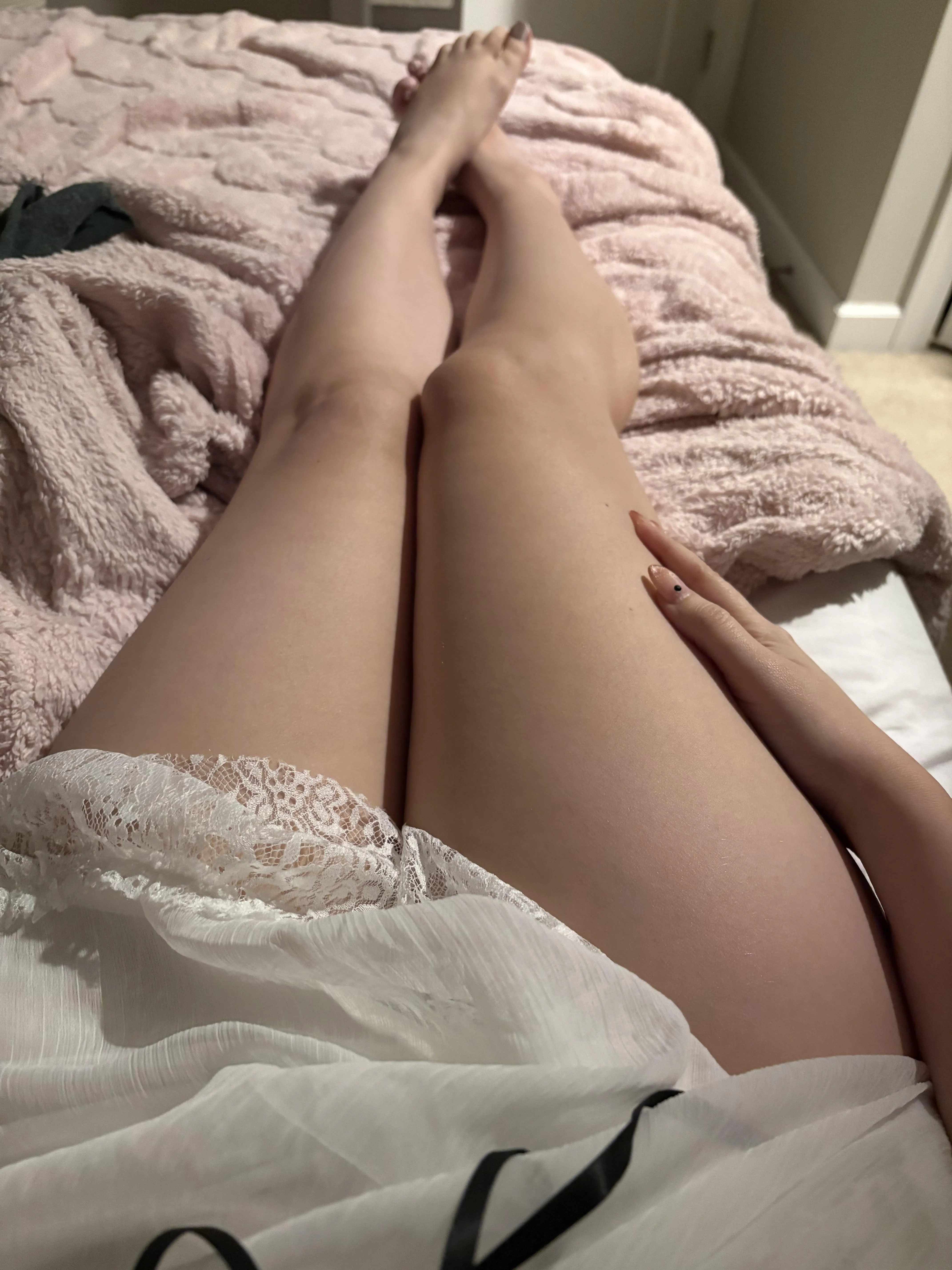 Sitting alone in bed 😔