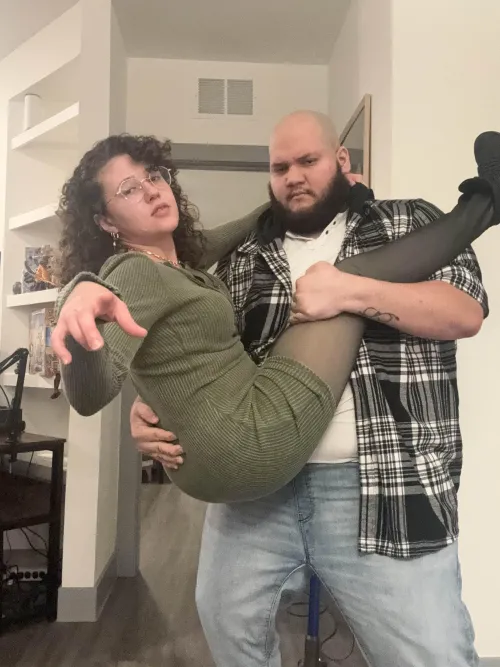 26MF4MF Looking for nerdy kinky couple for tonight only