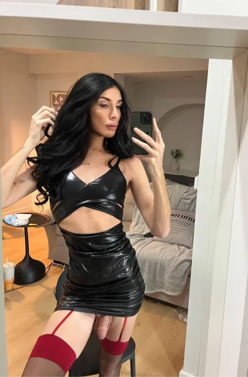 We start talking & my dick slips out what will we do next 💦