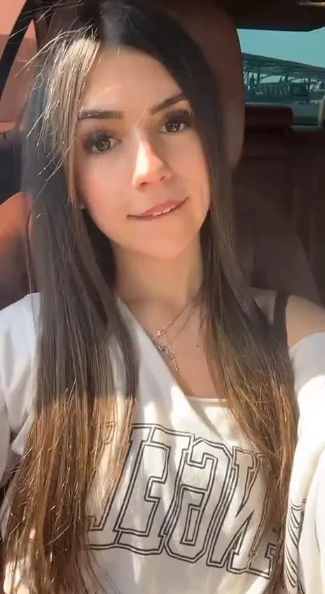 Craving something to suck, wanna offer yours?🥵